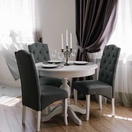 Vip Apartament Gomelアパートメント エクステリア 写真