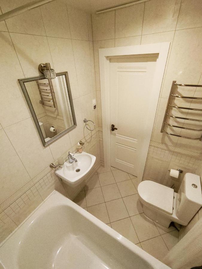 Vip Apartament Gomelアパートメント エクステリア 写真