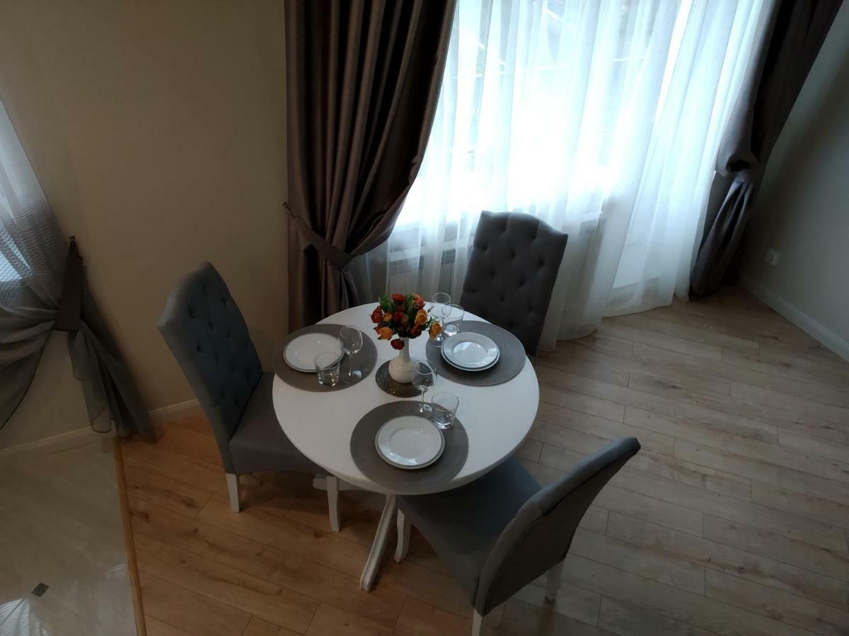 Vip Apartament Gomelアパートメント エクステリア 写真