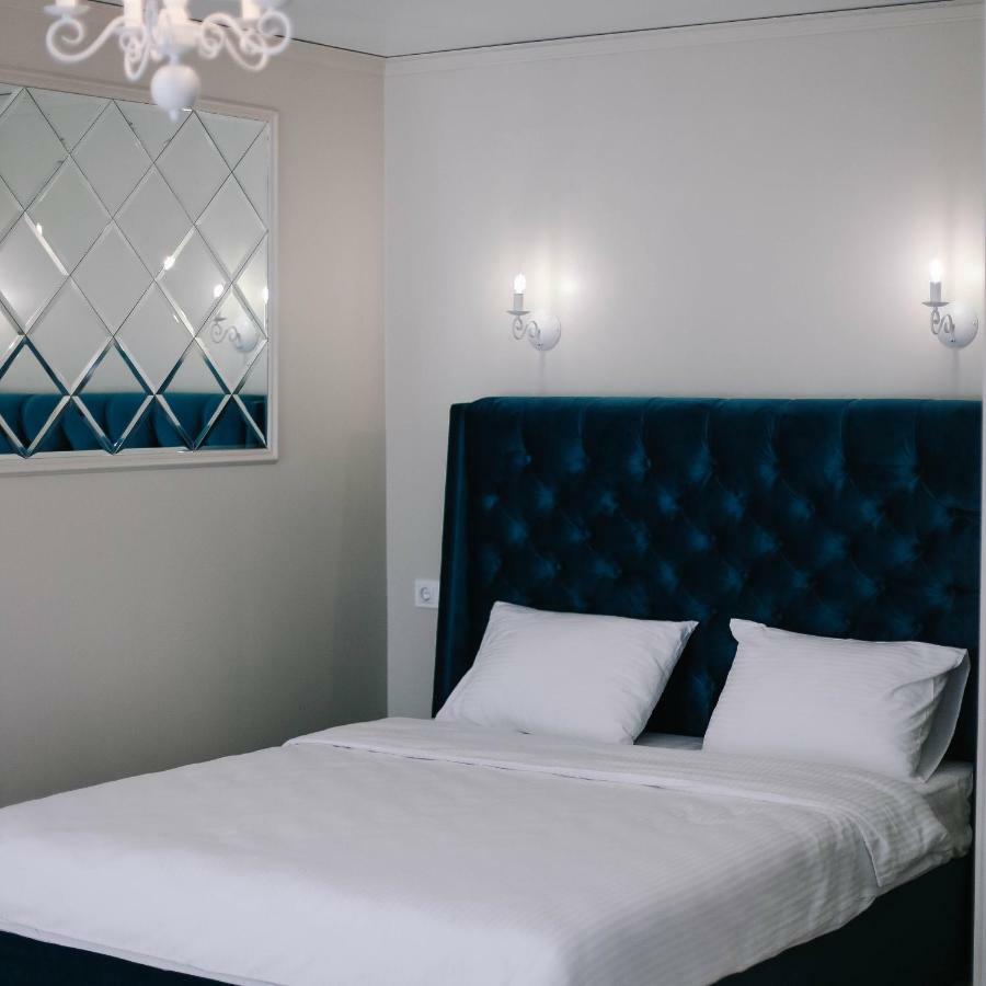 Vip Apartament Gomelアパートメント エクステリア 写真
