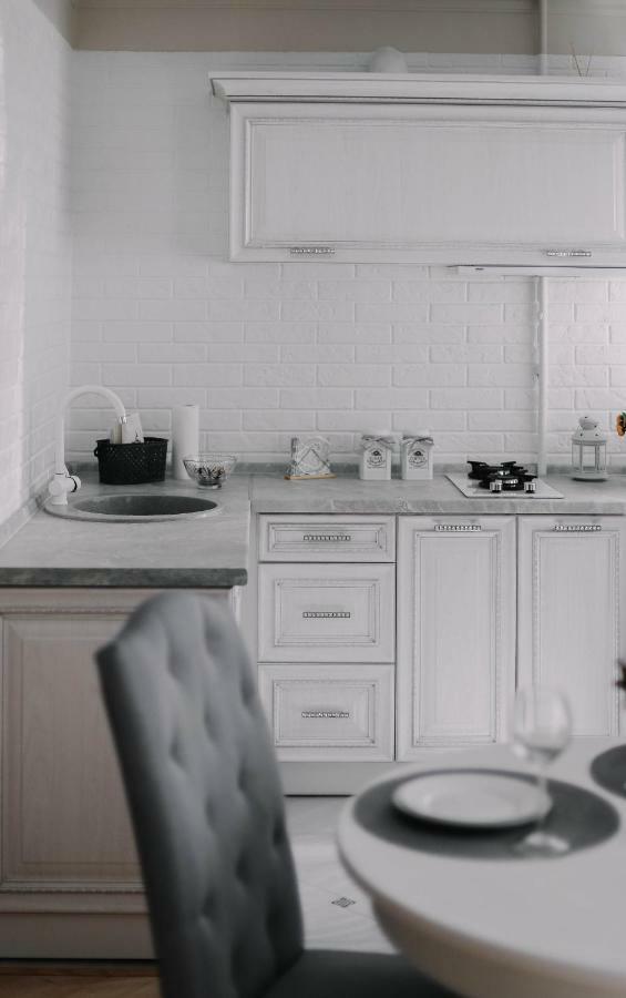Vip Apartament Gomelアパートメント エクステリア 写真
